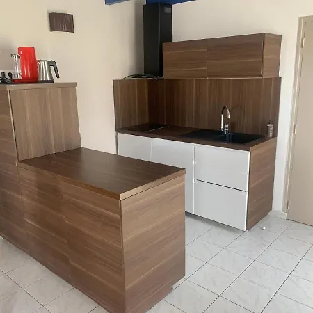 Апартаменты Duplex A La Marina Сен-Рафаэль