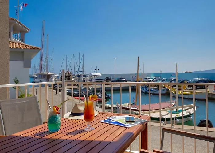 Apartamento Duplex A La Marina *